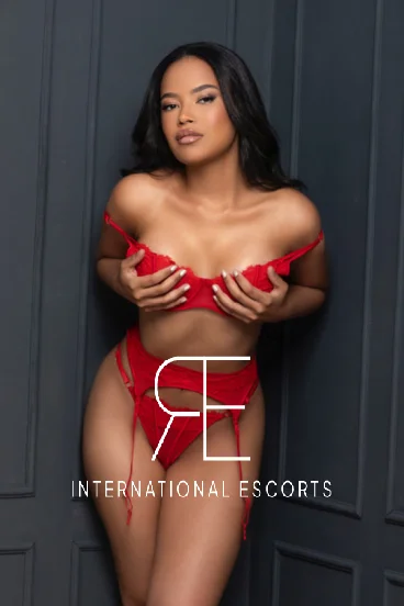 Young Brazilian escort Cameo 