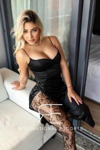 A profile picture of a sexy London escort named Clemmie