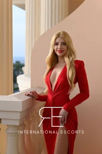 Sexy blonde escort from Russia Affery 